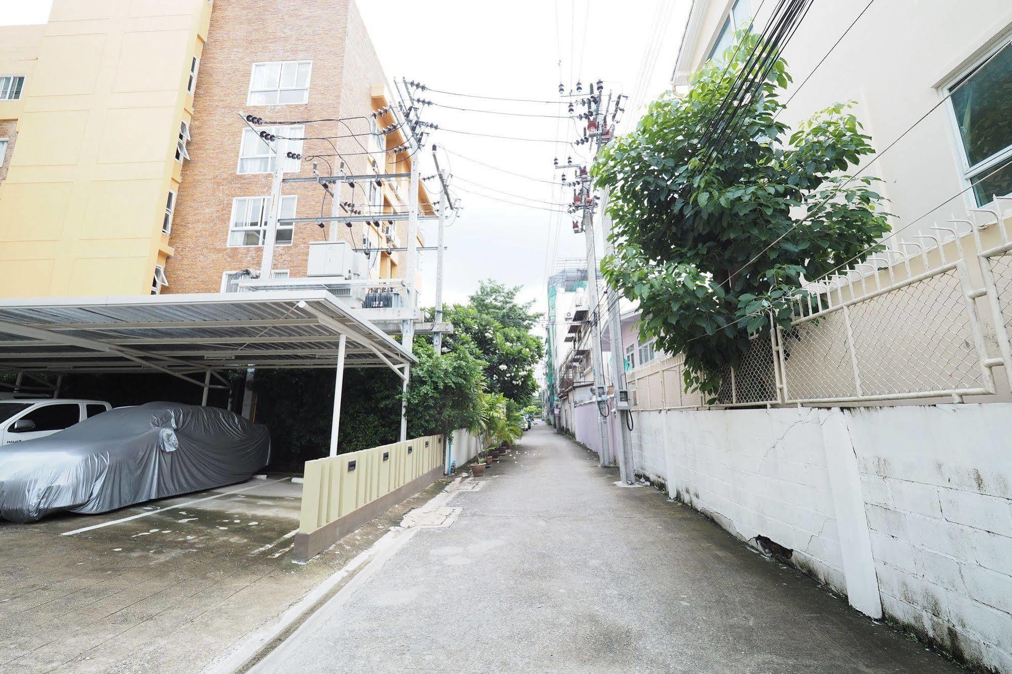 Living Naraa Place Bangkok Zewnętrze zdjęcie